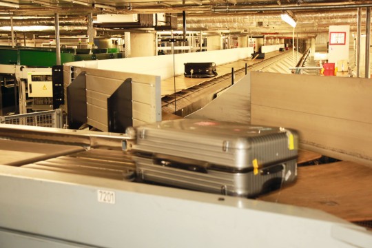 Die Airport-Systeme der PSI Logistics unterstützen alle an die Gepäckförderanlagen angehängten Schnittstellen und steuern die prozessbeteiligten Bereiche. Bild: PSI Logistics 