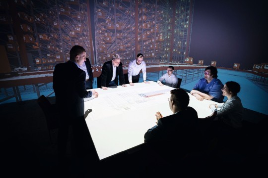 Für das Modernisierungsprojekt bei der Hörmann KG übernimmt EPG Consulting übernimmt die Koordination der Umsetzungsphase für ein ganzheitliches Retrofit des Automatischen Kleinteilelagers (AKL), einschließlich der angebundenen Behälterfördertechnik, Wareneingangs- und Kommissionierplätze sowie des Behälterpuffers in der Fertigung. Bild: Ehrhardt Partner Group