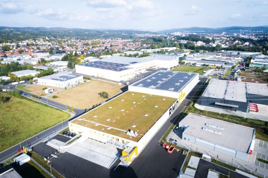 Das inhabergeführte Familienunternehmen RMD Logistics aus Mainaschaff ist seit mehr als 30 Jahren im Logistikgeschäft tätig. Bild: RMD Logistics GmbH