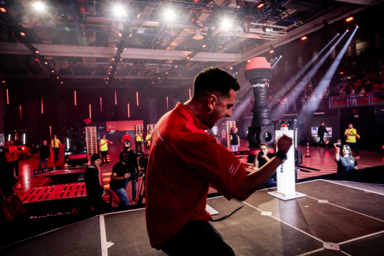 (Bildquelle: Linde MH/StaplerCup)