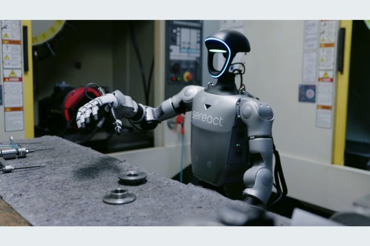 Humanoide Roboter, die autonom auf ihre Umgebung reagieren, sind mit Sereacts KI-Plattform keine Zukunftsvision mehr. (Quelle: Sereact)