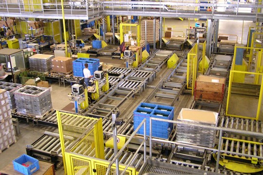 Materialflussanalysen erfassen Wege, Zeiten und Prozessschritte im Lagerbetrieb und zeigen, wo Abläufe ins Stocken geraten. (Bildquelle: Sysmat)