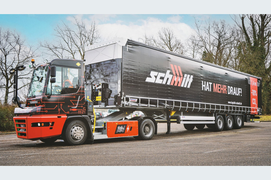 Die Yard-Management-Lösung von Infios koordiniert in Rastatt die Bewegungen von Trailern und Wechselbrücken zwischen unterschiedlichen Bereichen des Werksgeländes. Bild: Logistik Schmitt