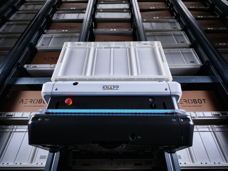 Mit einer eigens entwickelten Lösung in der SAP Business Technology Platform zur Integration des innovativen Lagerrobotik-Systems „AeroBot“ eröffnet Knapp neue Möglichkeiten zur Automatisierung. (Bildquelle: Knapp)