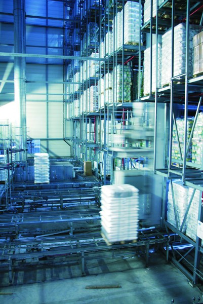 Nach dem Retrofit bietet das Hochregallager Platz für mehr als 30.000 Paletten. (Bild: Viastore)