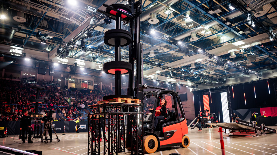 Stapler Cup Finals 2026: Drei Tage Stapler-Spitzensport in der Linde MH Arena in Aschaffenburg ... weiter mit einer Reihe an Impressionen.. (Quelle: Bert Willer Fotografie)
