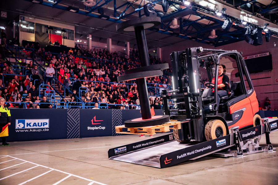 Impressionen von den Stapler Cup Finals 2026 in Aschaffenburg (Quelle: Bert Willer Fotografie)