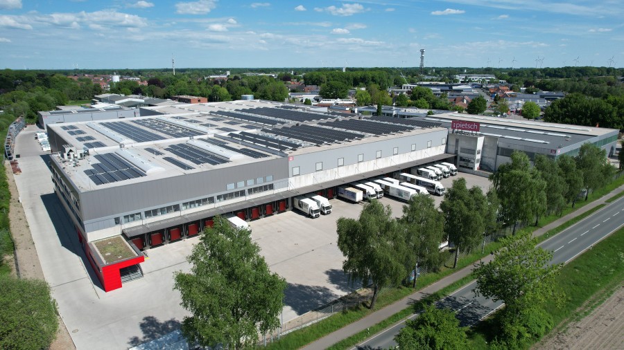 Am Standort Ahaus der Pietsch Gruppe befindet sich das Zentrallager mit Querverbindungen zu allen anderen Standorten der Unternehmensgruppe. (Bildquelle: Kurt Pietsch GmbH & Co. KG)