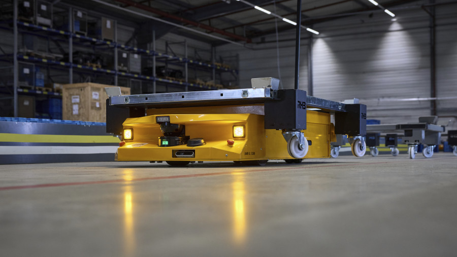 RHB-Robotics führt das Geschäft mit autonomen mobilen Robotern unter neuem Namen fort und entwickelt, fertigt und erprobt die AMR-Technologie im laufenden Produktionsbetrieb am Standort Rheinböllen (Bildquelle: RHB-Robotics)