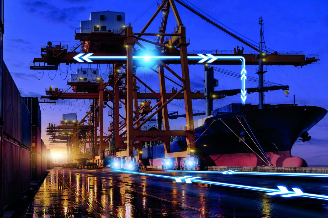 „Maxxdrive“-Industriegetriebe für Hub- und Fahrwerke unterstützen ausfallsicher das schnelle Be- und Entladen von Containerschiffen. (Quelle: Nord Drivesystems)