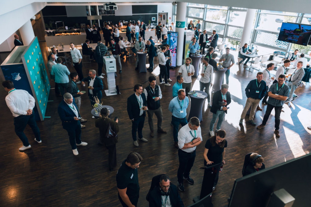 Mehr als 30 Fachvorträge sowie ein Ausstellungsbereich bildeten das Programm der zweitägigen Veranstaltung in Sinsheim. (Bildquelle: Gebhardt Intralogistics Group)