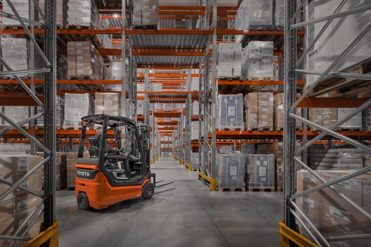 Der „Traigo_i“ von Toyota Material Handling ist mit dem German Design Award 2026 in der Kategorie „Excellent Product Design – Industry“ ausgezeichnet worden. (Bildquelle: Toyota Material Handling)